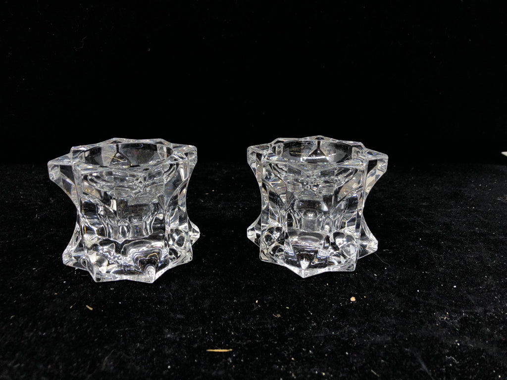2 STAR CANDLE HOLDER.