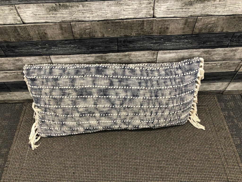 DARK BLUE W CREAM RECTANGLE PILLOW W TASSELS.