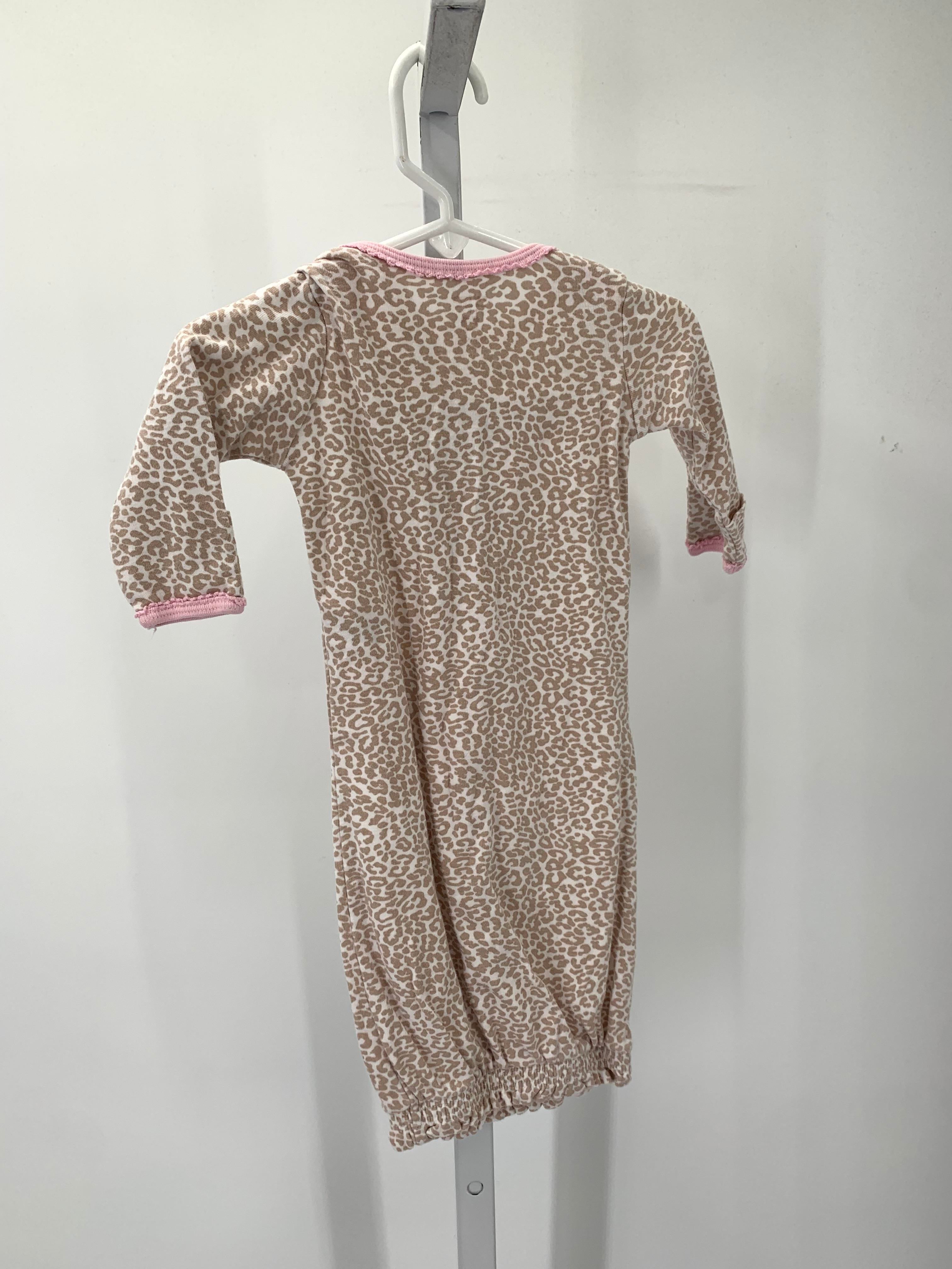Carters Size 0-3 months Girls Gown Sleeper