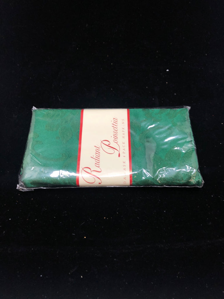 NIP 4PK GREEN DAMASK NAPKINS