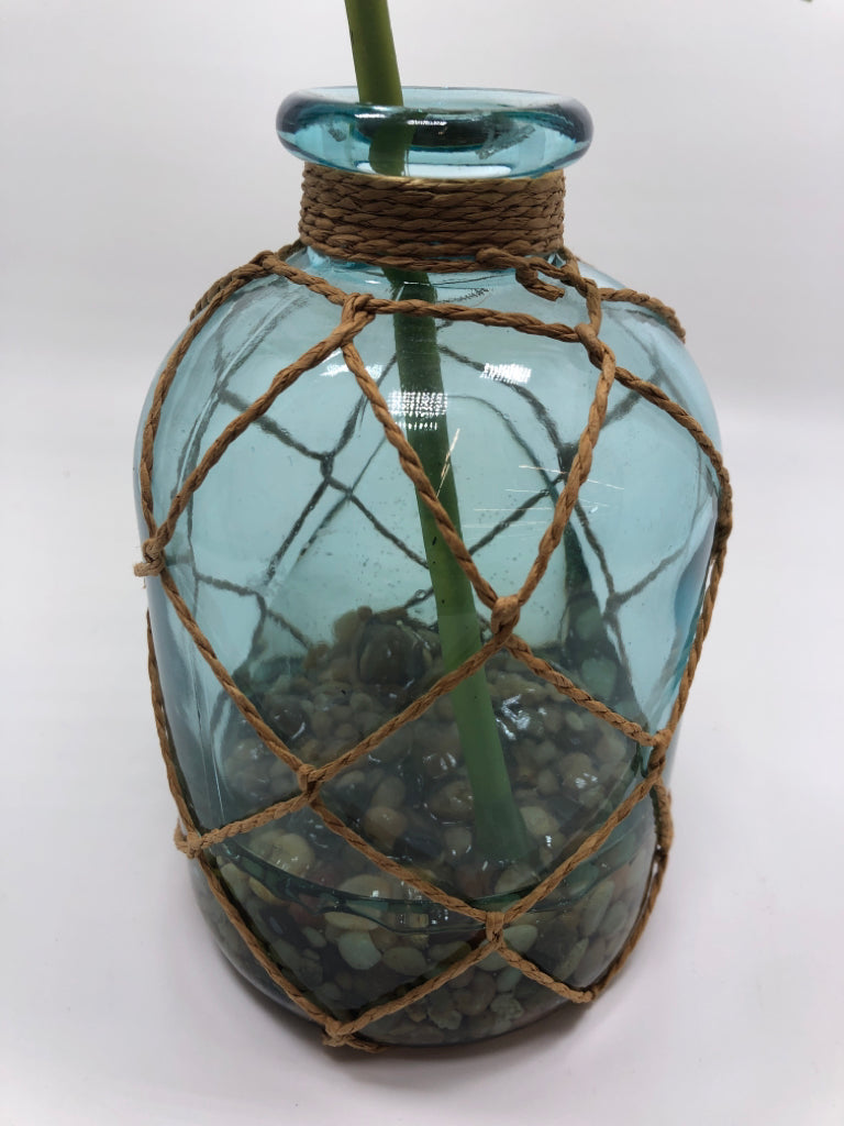 LG LEAF IN TWINE WRAPPED VASE.