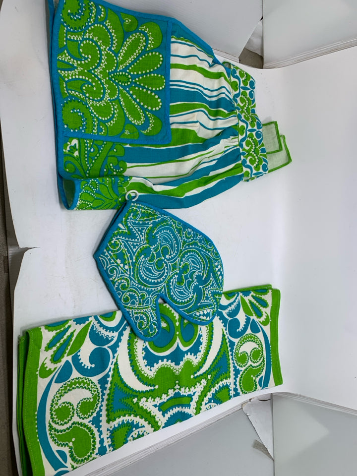 3 PC GREEN/BLUE PAISLEY PATTERN OVEN MITT APRON & KITCHEN TOWEL IN BAG.