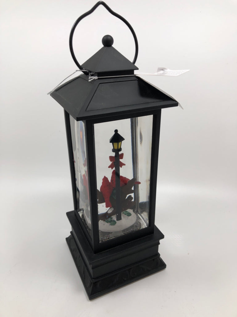 LANTERN LIQUID FILLED LIGHT UP/ SPARKLE CARDINAL.