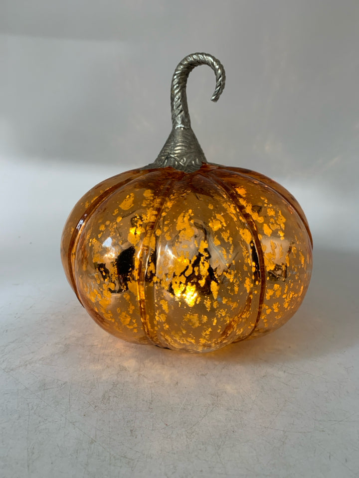 ORANGE MERCURY GLASS PUMPKIN LIGHT UP METAL HANDLE.