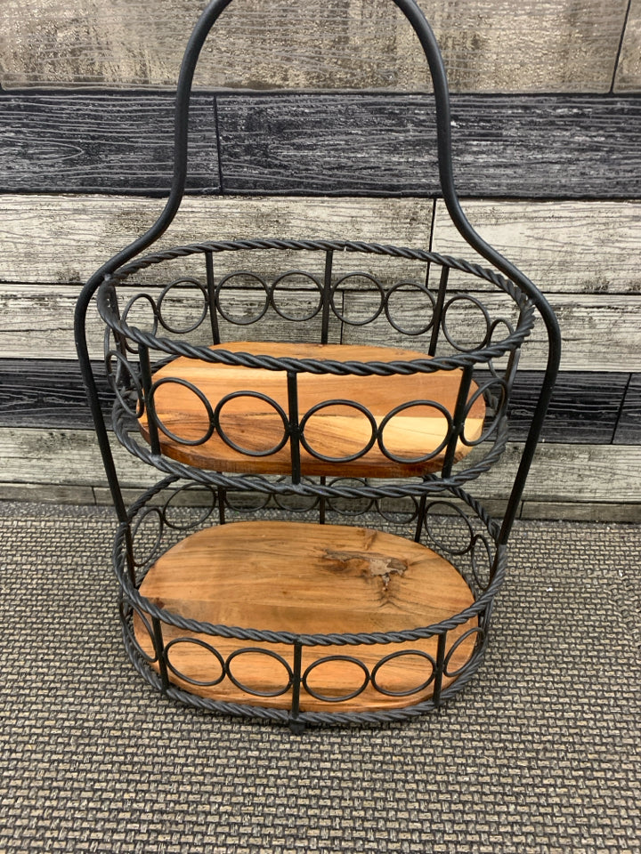 2 TIER METAL BASKET W/ WOOD BOTTOM.