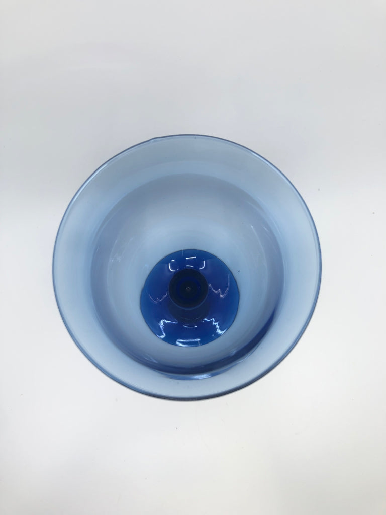 4 BLUE GLASS WINE GOBLET GLASSES.