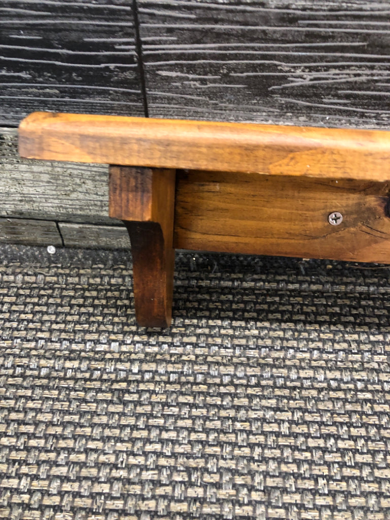 WOOD WALL SHELF.