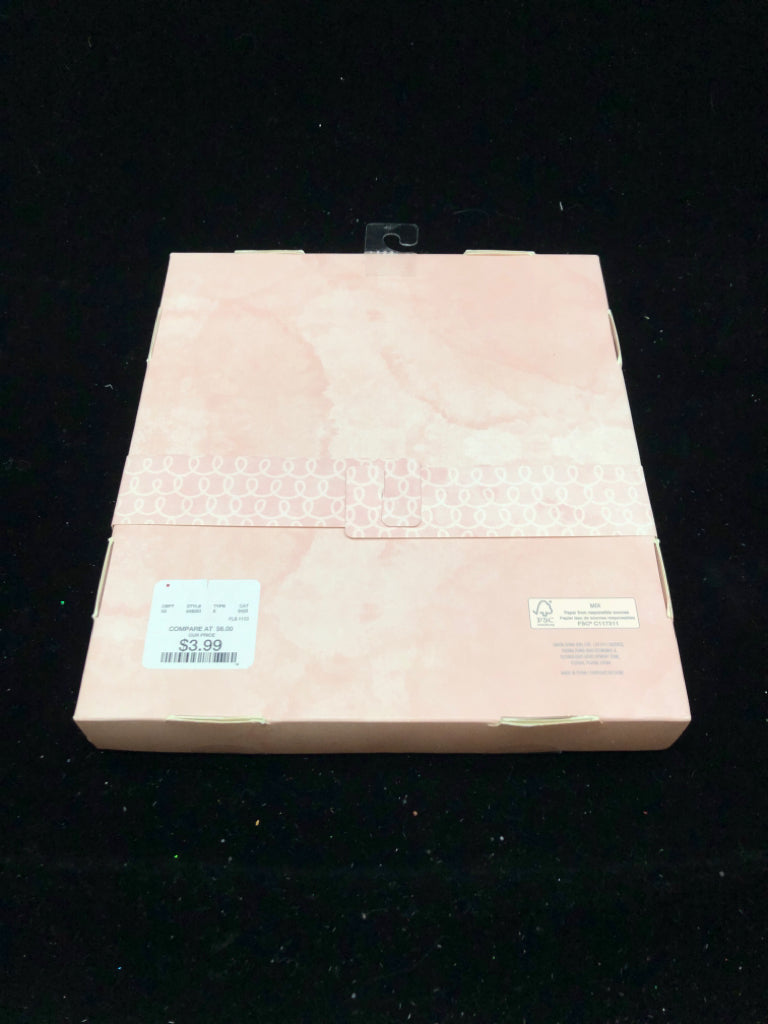 NIB GIFT TAG SET.