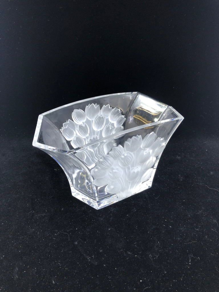 FROSTED TULIPS GLASS VASE.
