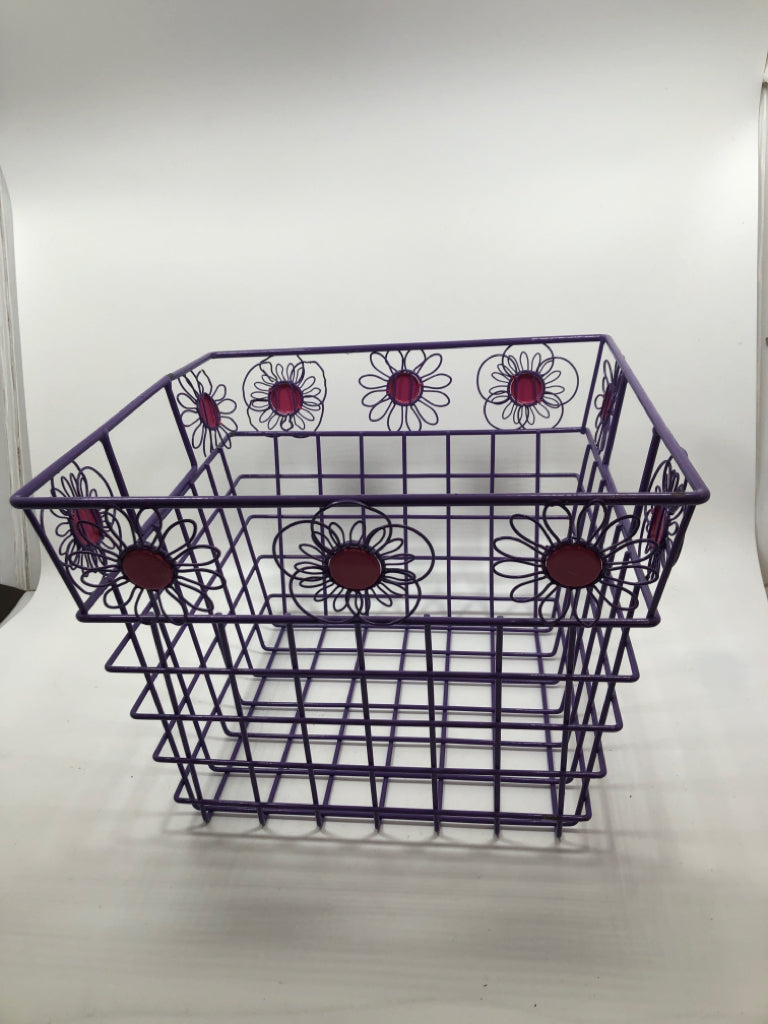 PURPLE WIRE BASKET W/WIRE FLOWERS.