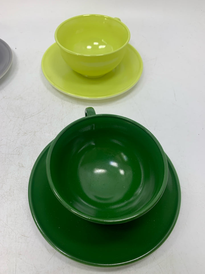 VTG 8PC OVIDE COLORFUL CUP + SAUCERS- SET OF 4