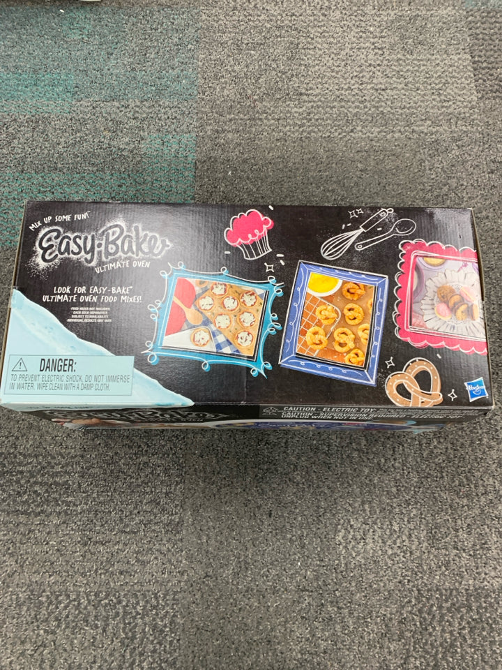 *New in Box* Easy Bake Ultimate Oven