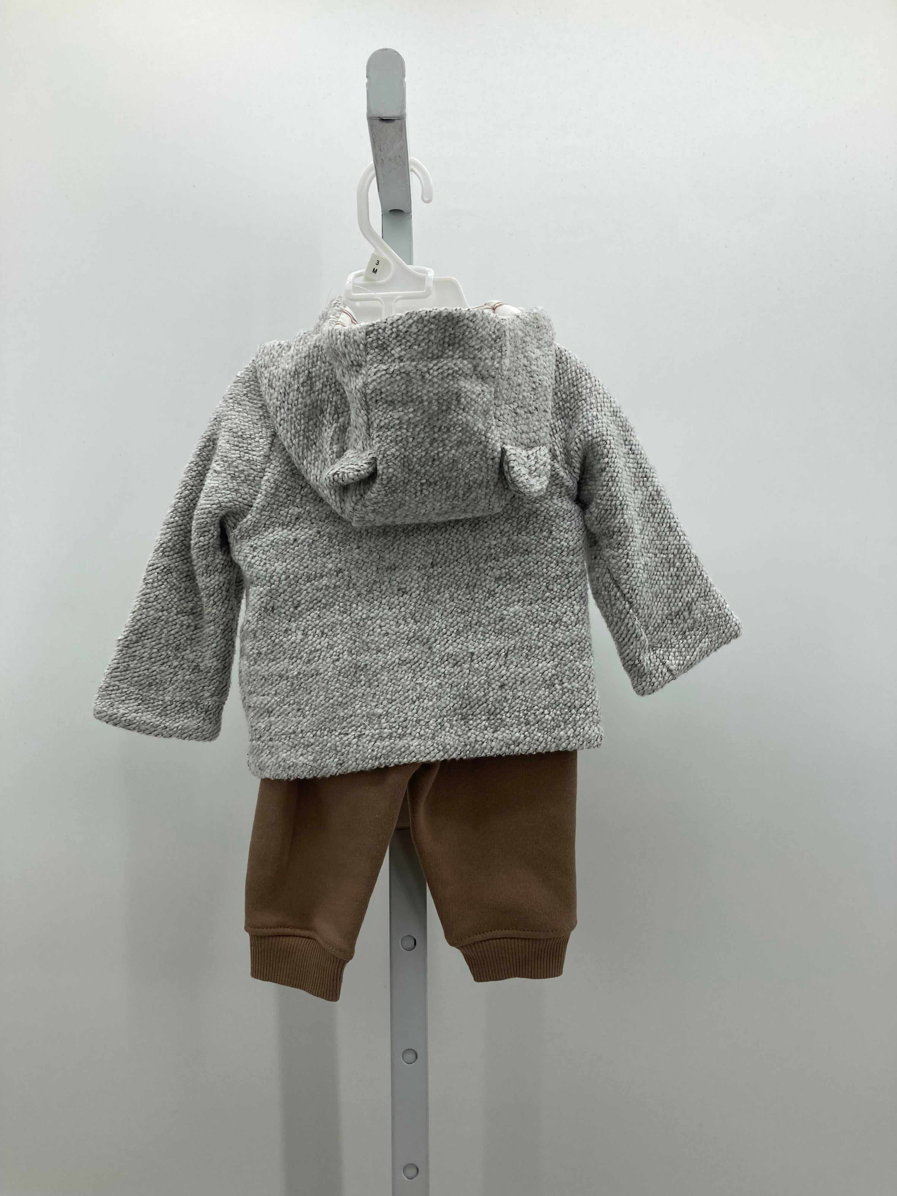 NEW BEAR HOODED SWEATER AND PANTS
