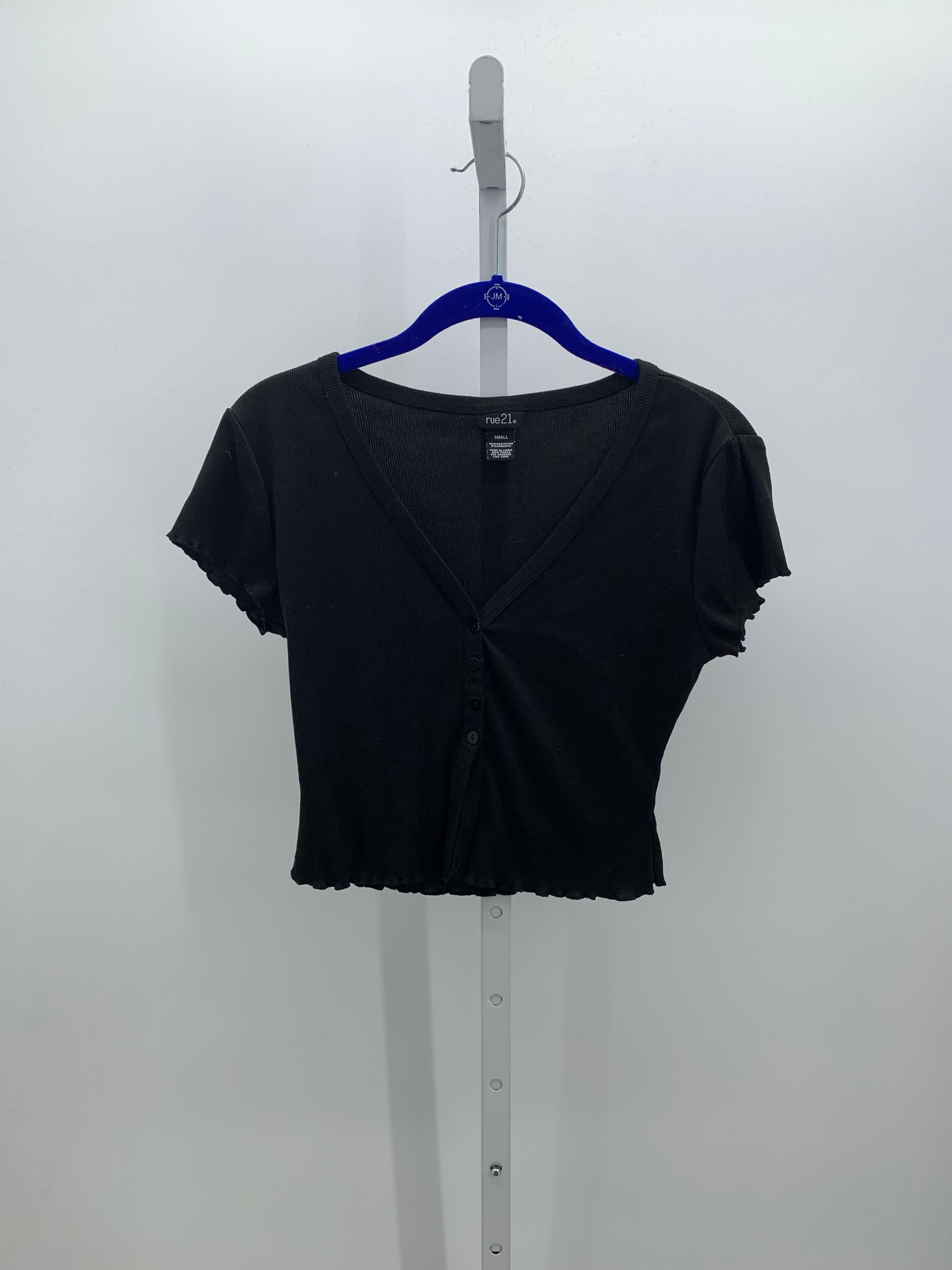 rue21 Size Small Juniors Short Sleeve Shirt
