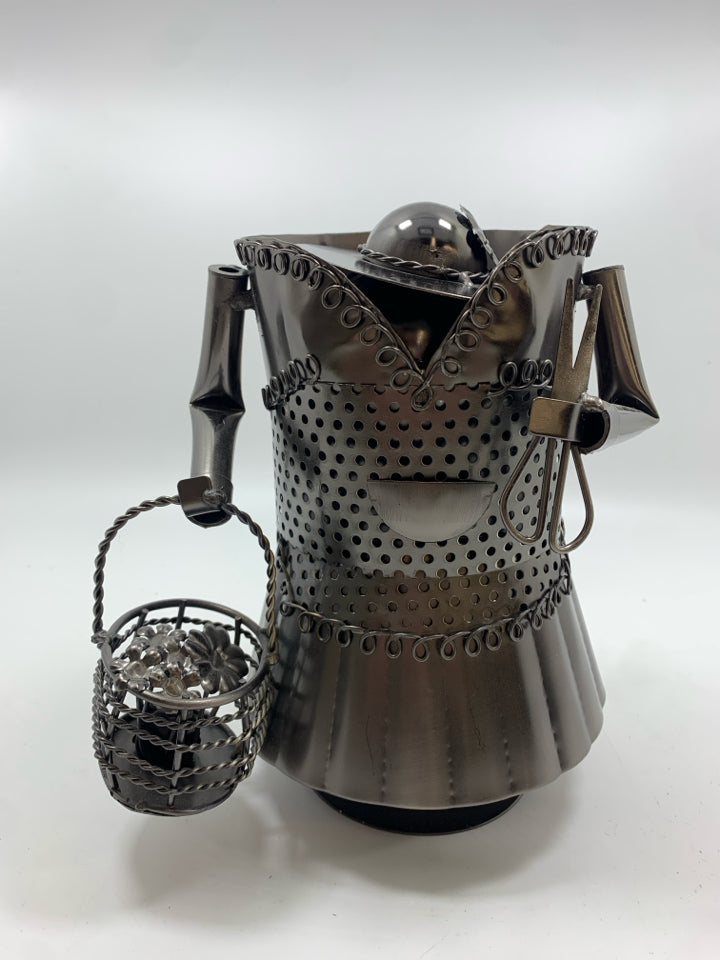 WELDED WOMAN WINE BOTTLE HOLDER.