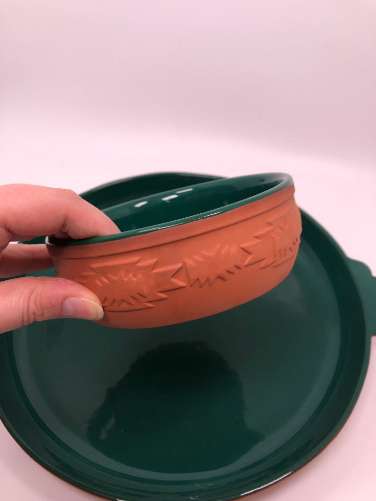 2PC TERRA COTTA GREEN CHIP AND DIP BOWL.