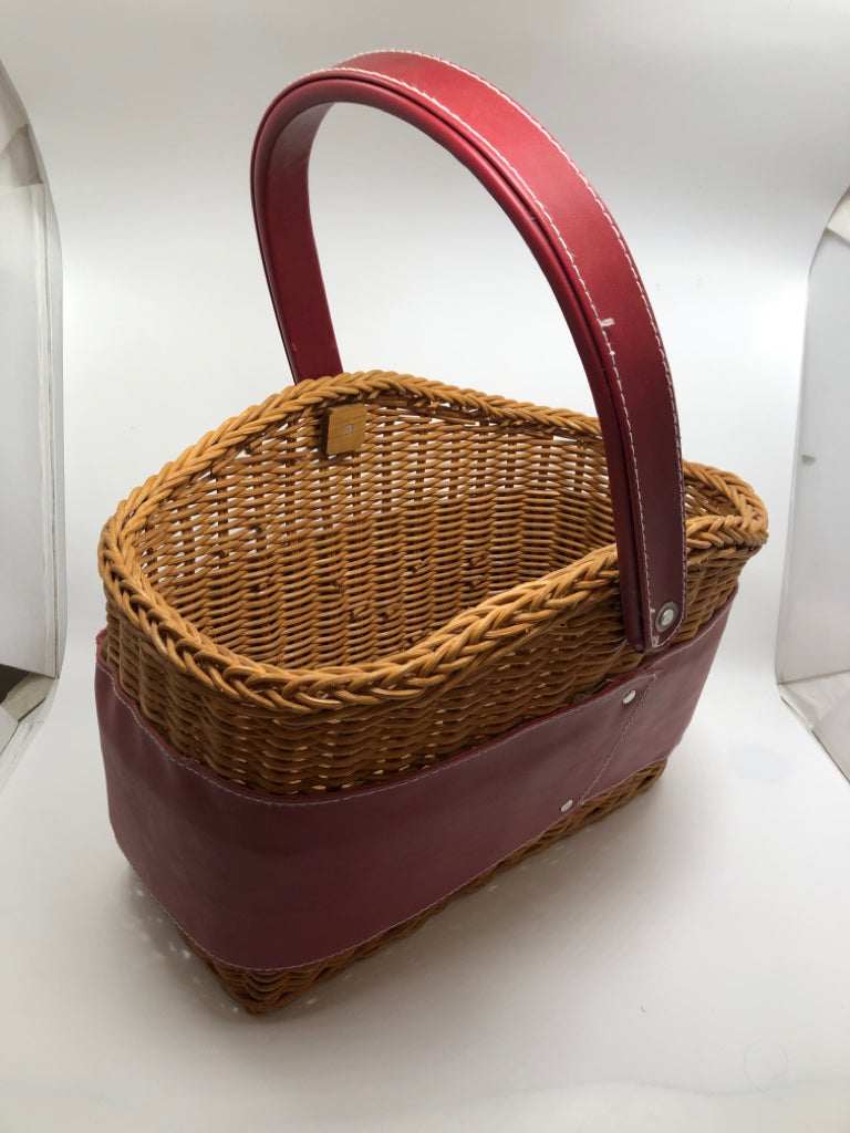 RED POCKET & WICKER CRAFT STORAGE BIN.