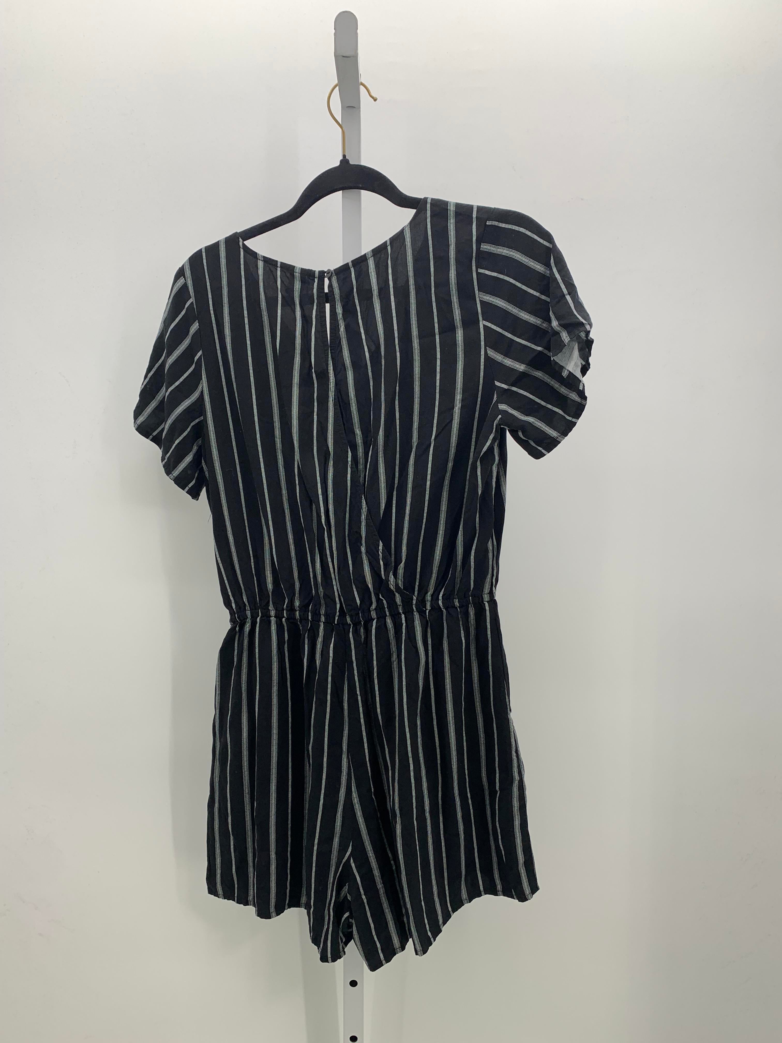 Old Navy Size Medium Misses Jumper