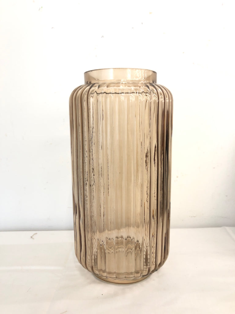 TINTED BROWN RIBBED GLASS VASE.