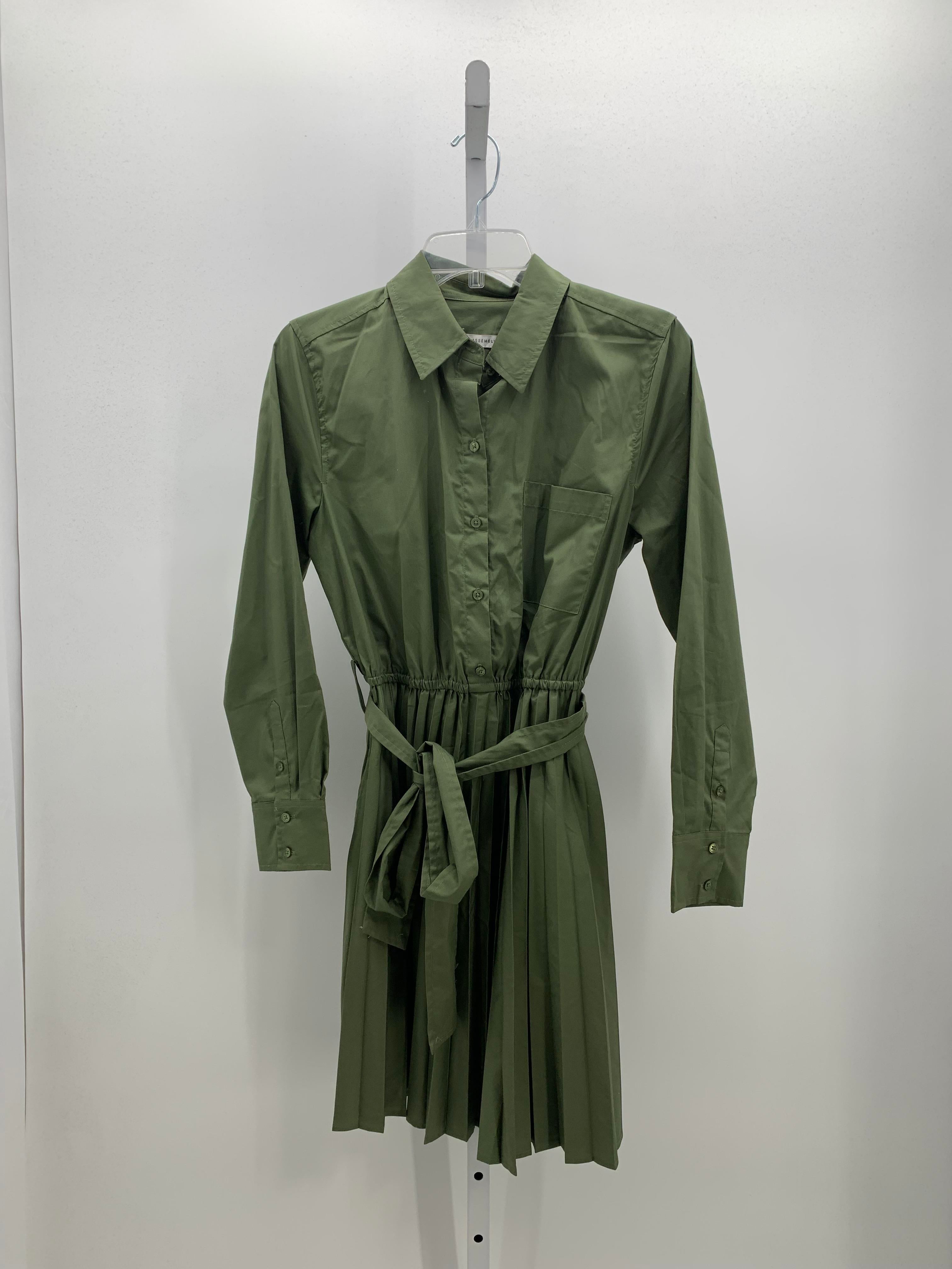 Free Assembly Size Small Misses Long Sleeve Dress