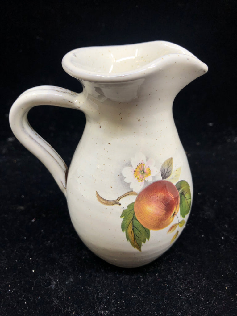 CREAM RED APPLE PITCHER.