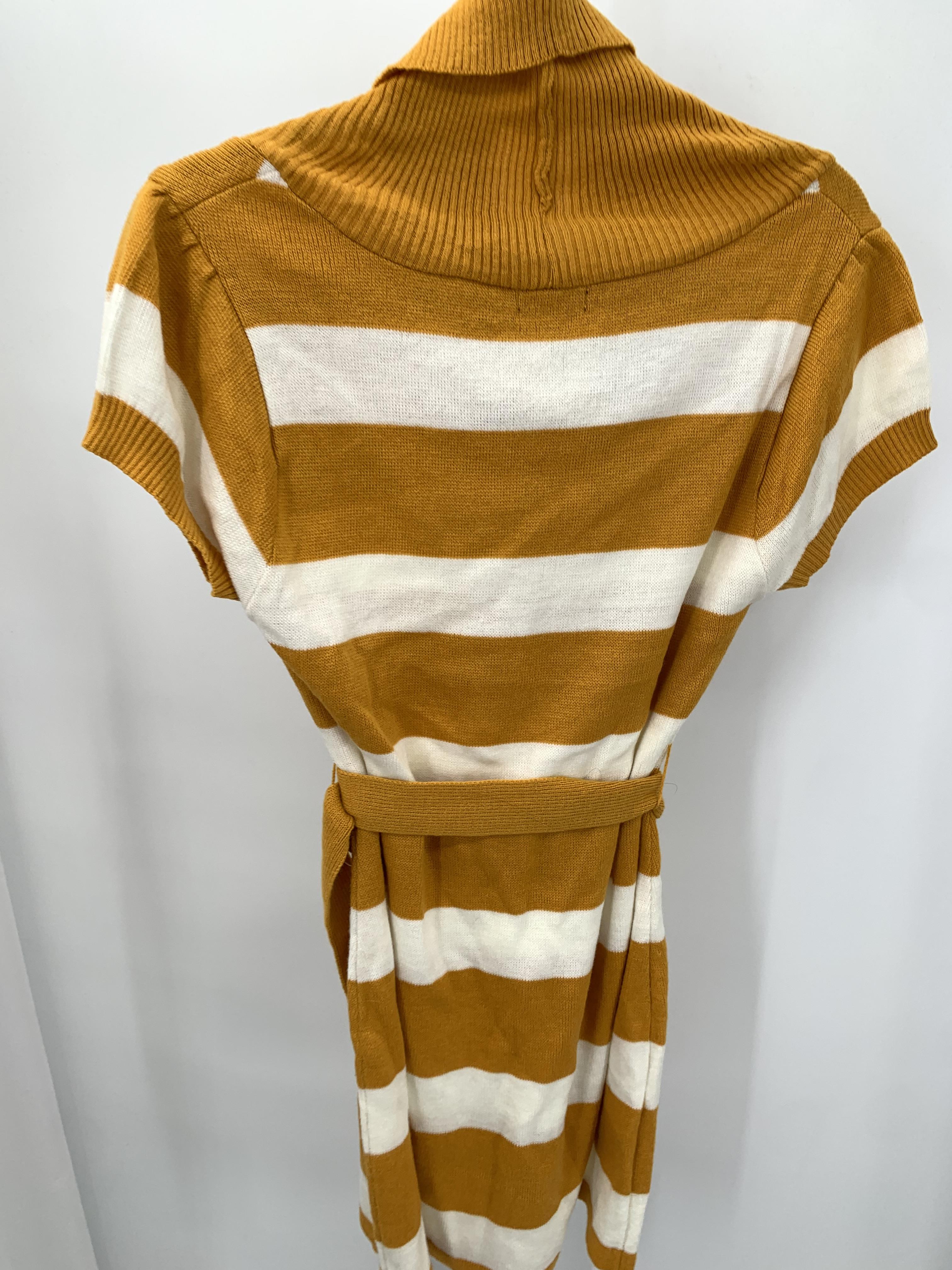Size Large Juniors Short Sleeve Dress