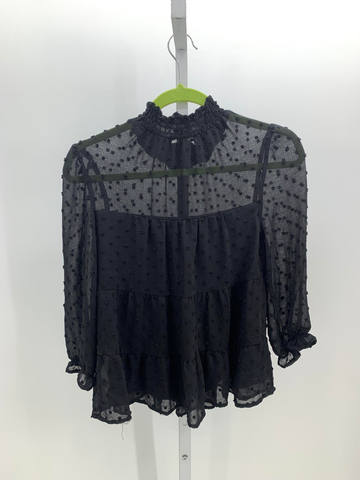 monteau Size Medium Misses 3/4 Sleeve Shirt
