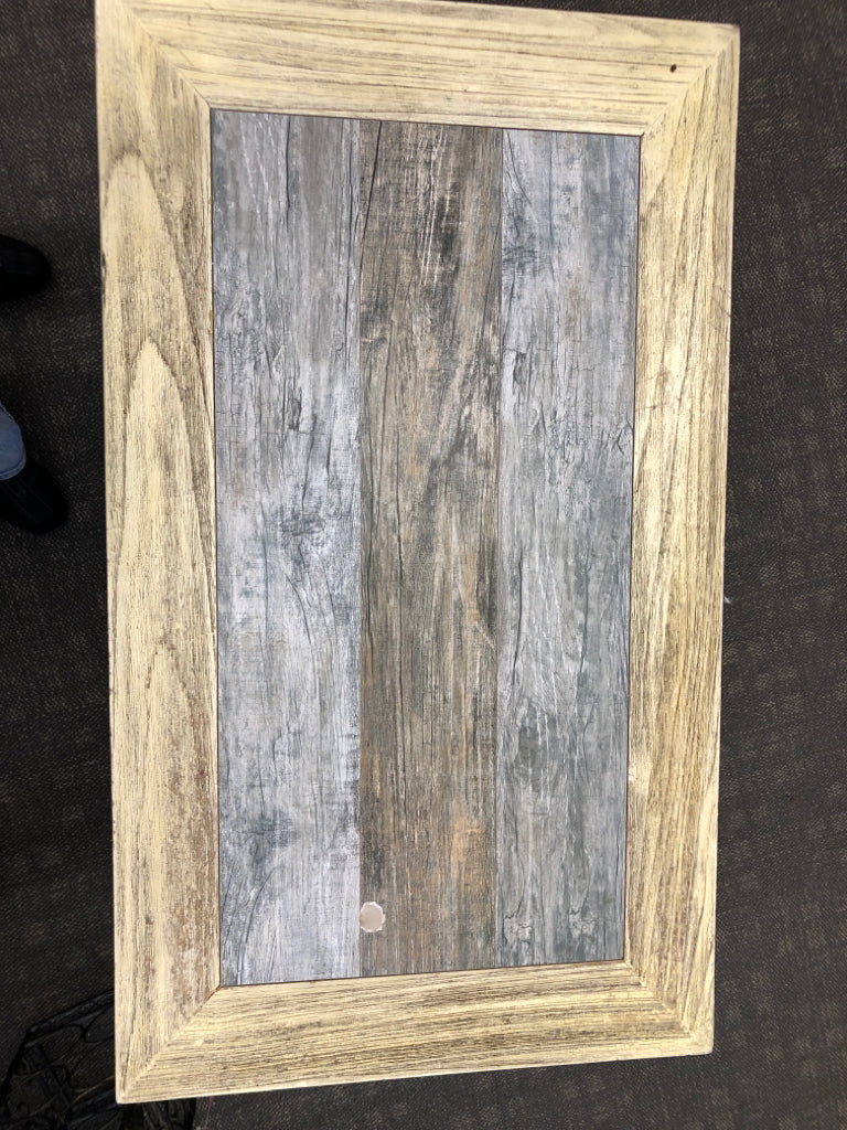 WHITE WASHED COFFEE TABLE.