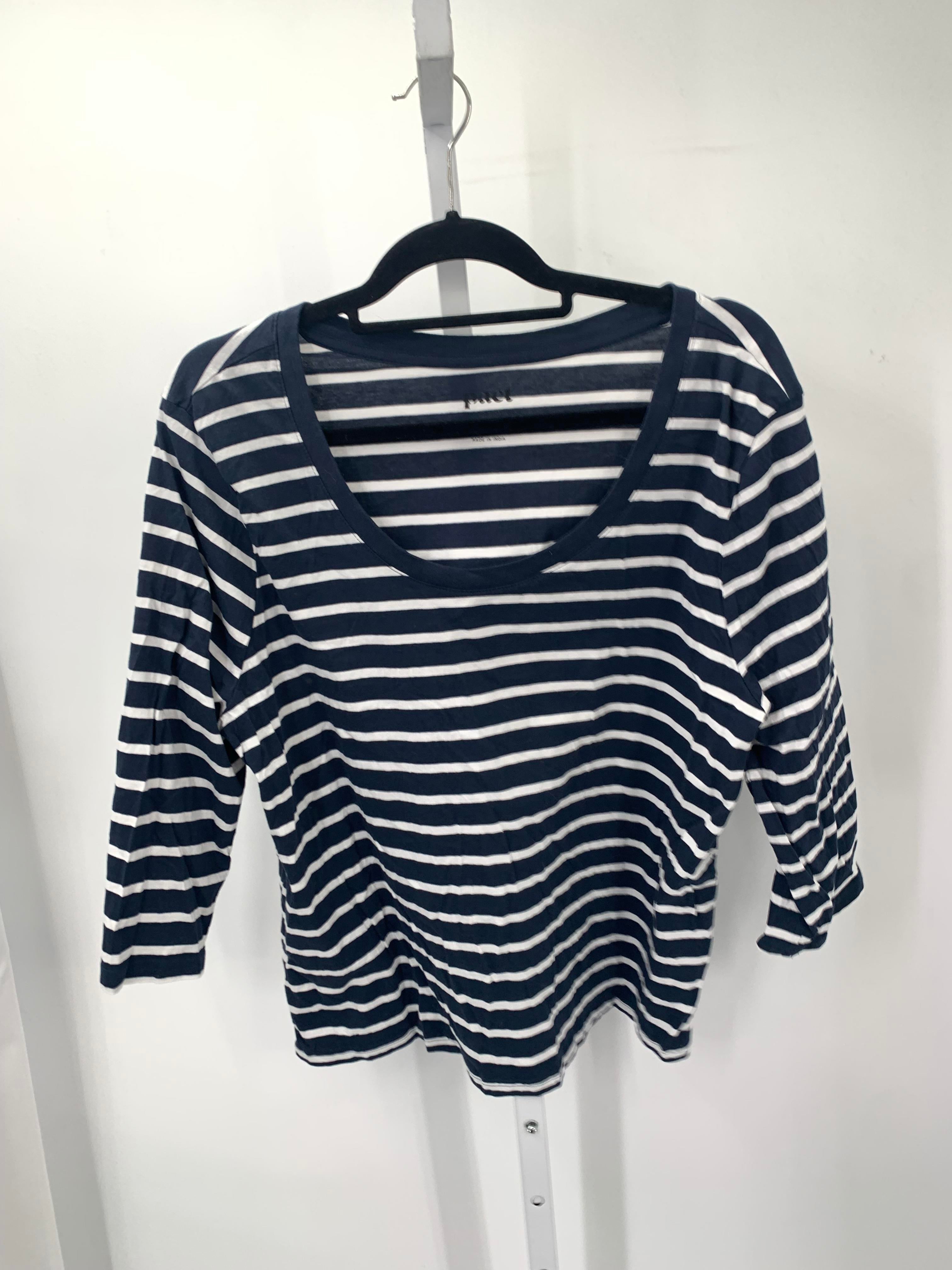 Size Extra Large Misses 3/4 Sleeve Shirt
