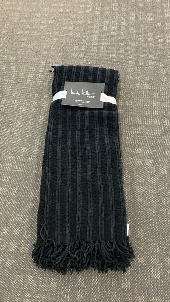 NWT NICOLE MILLER BLACK DECORATIVE THROW.