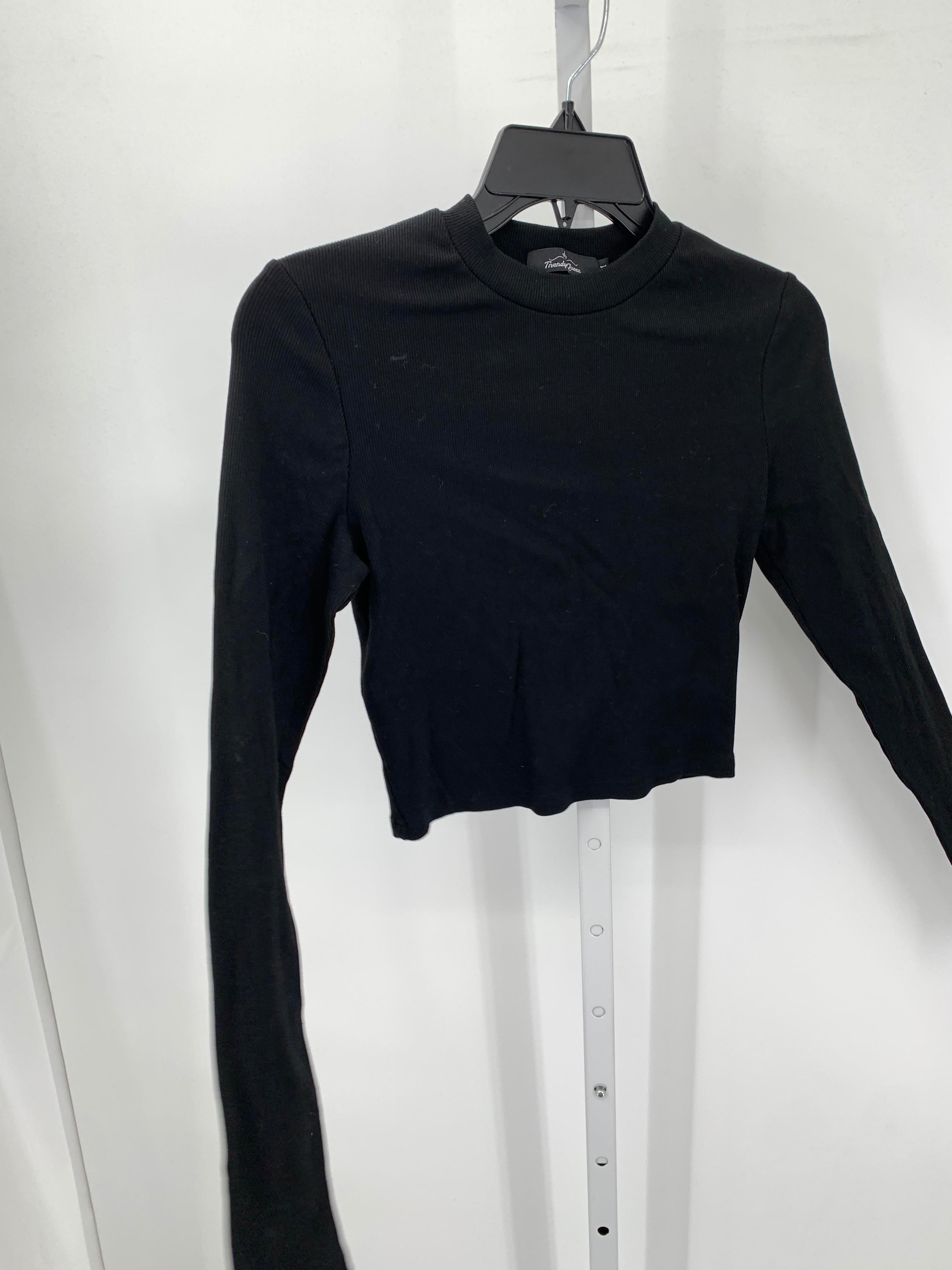 Size Medium Juniors Long Sleeve Shirt