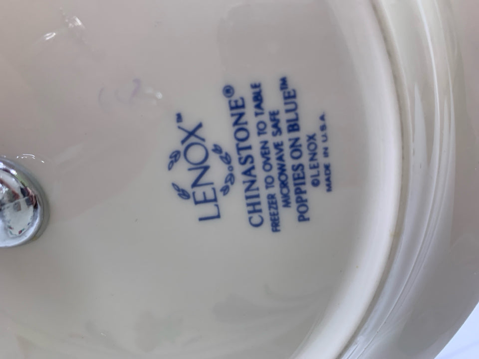 POPPIES ON BLUE 2 TIERED SERVING TRAY W/ SCALLOPED HANDLE.