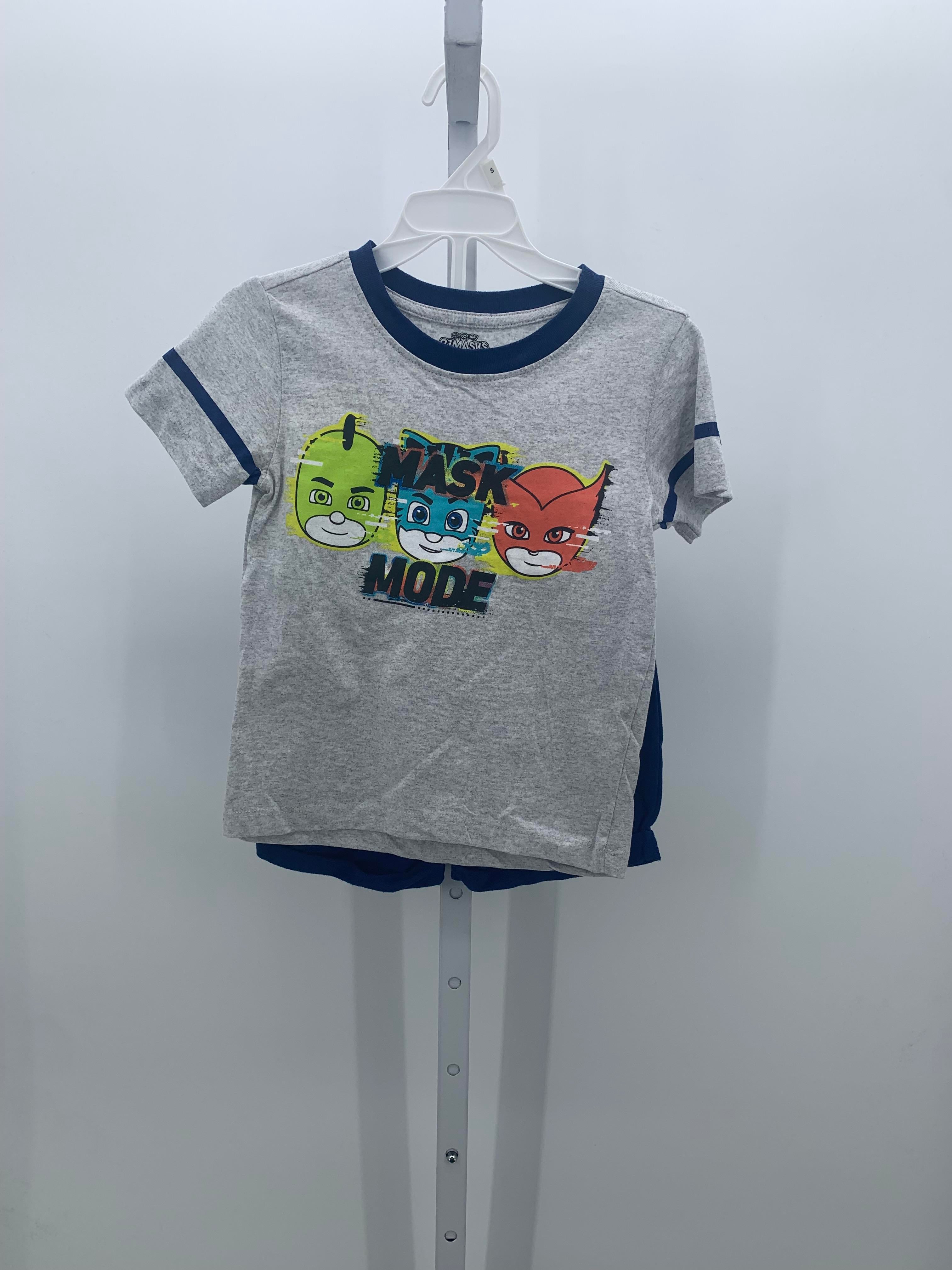 NEW MASK MODE TEE ANS SHORTS.