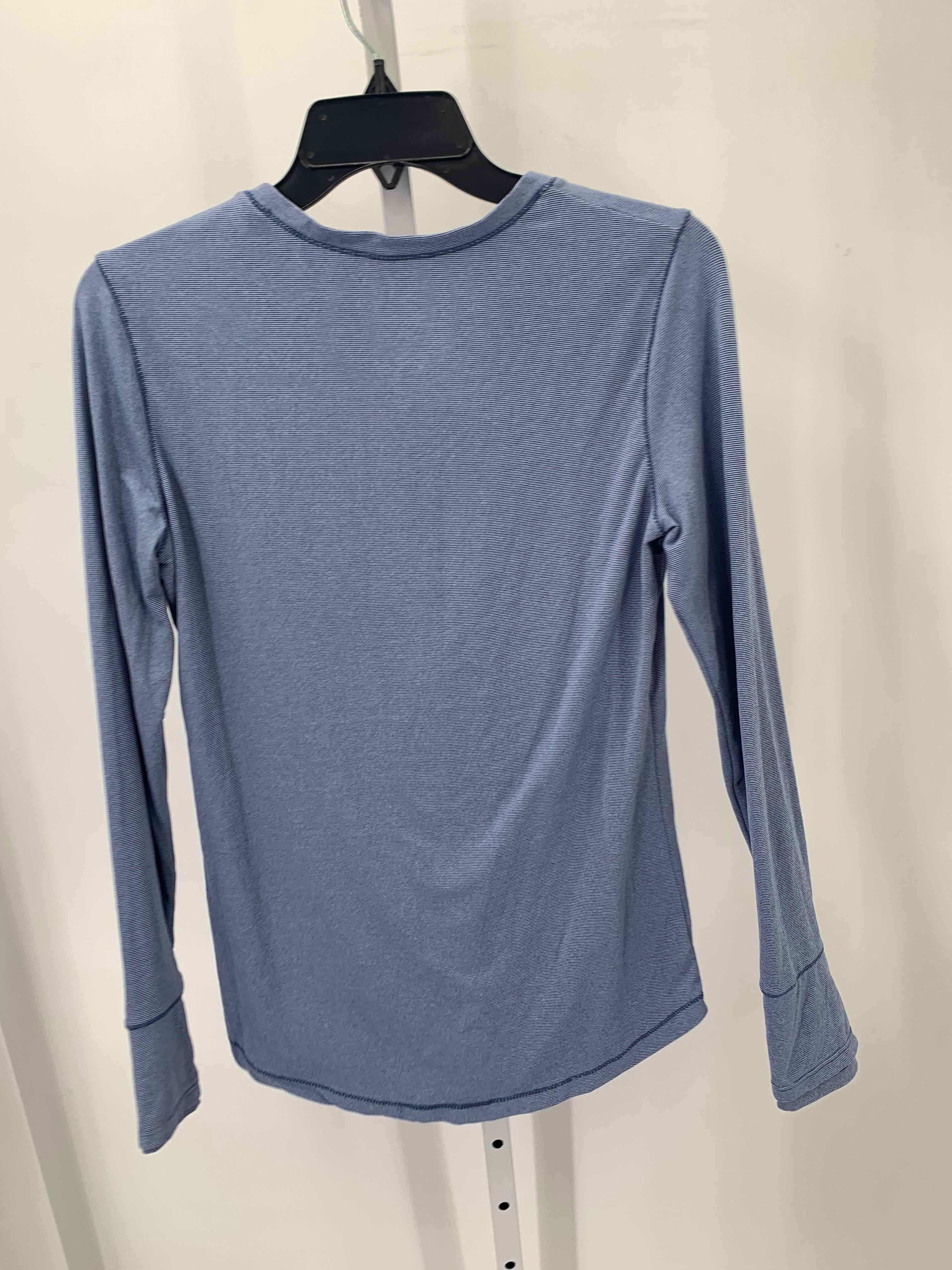 Cuddl Duds Size Medium Misses Long Sleeve Shirt