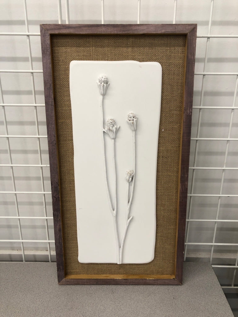 PLASTER & BURLAP FLORAL WALL HANGING.