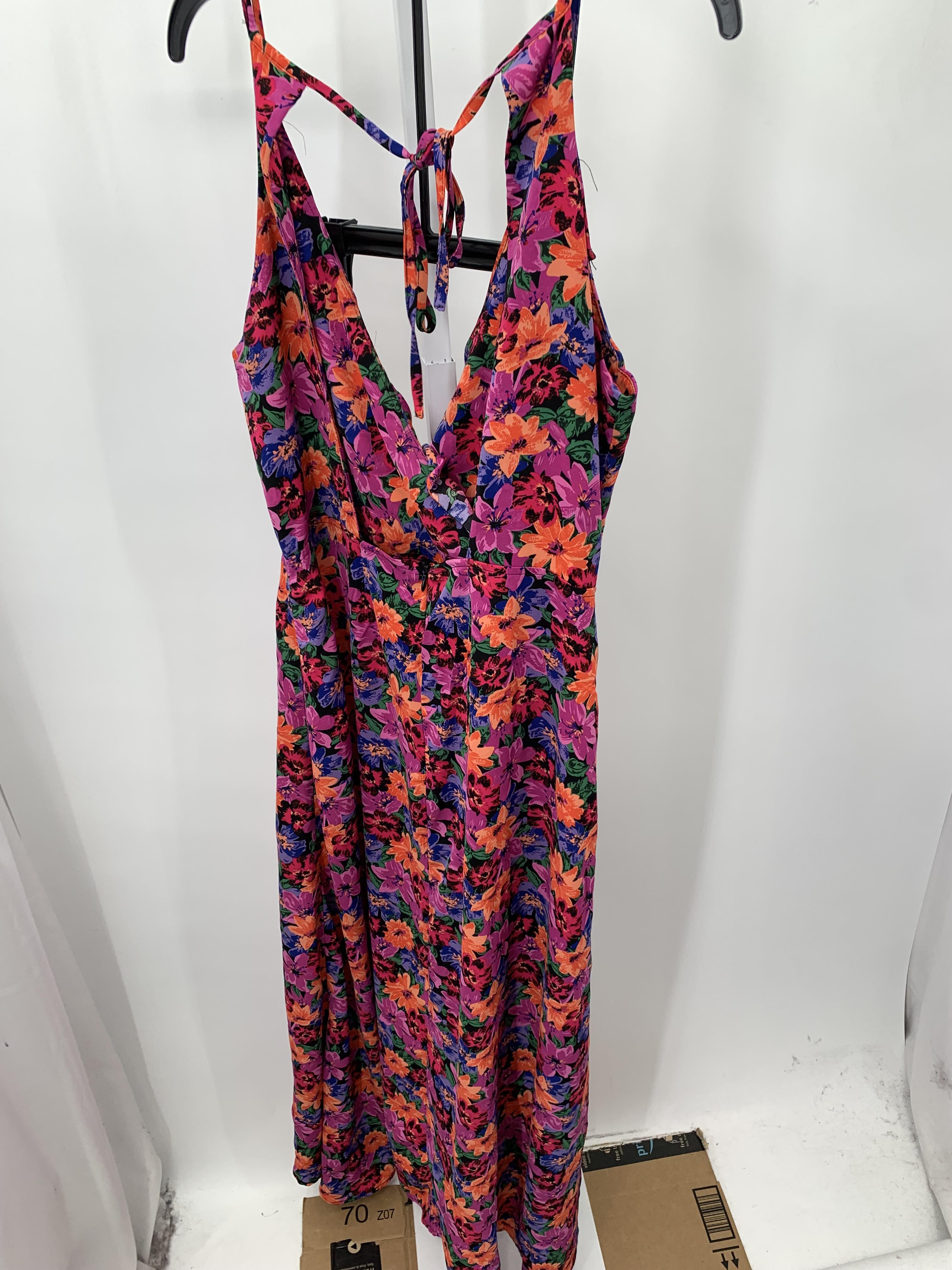 Size Extra Large Misses Sleeveless Dress