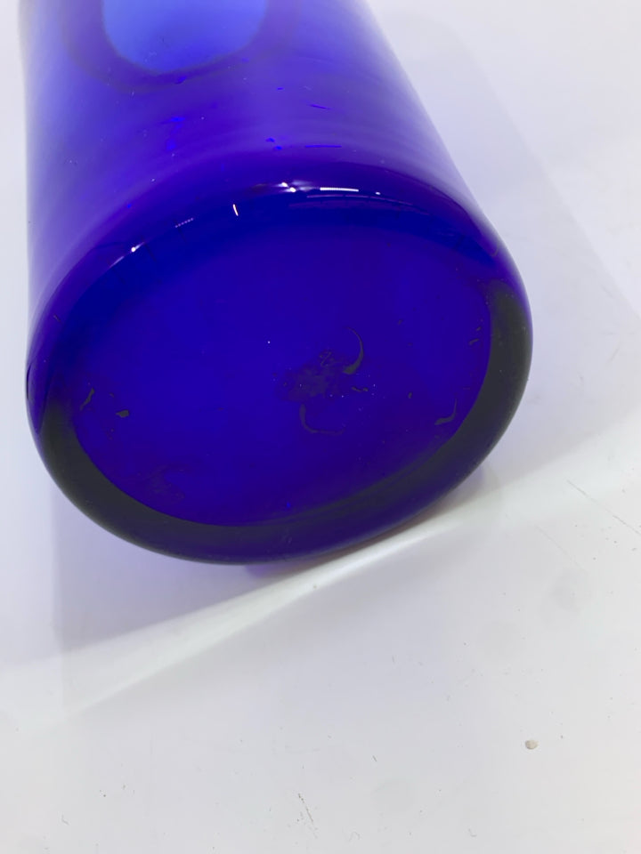 COBALT BLUE GLASS VASE.