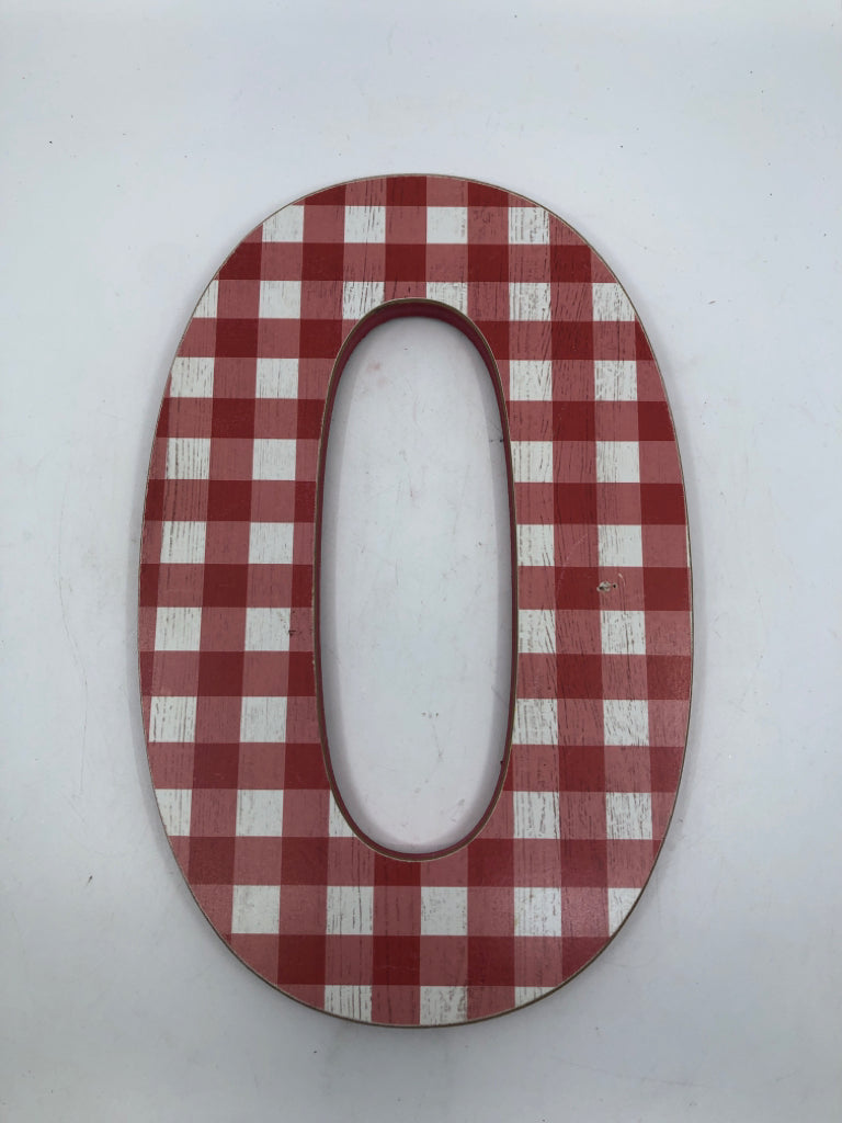 RED AND  WHITE CHECKERED "O".