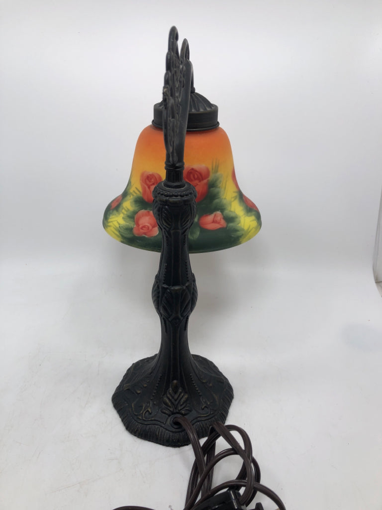VICTORIAN STYLE RED ROSE GLASS SHADE LAMP.
