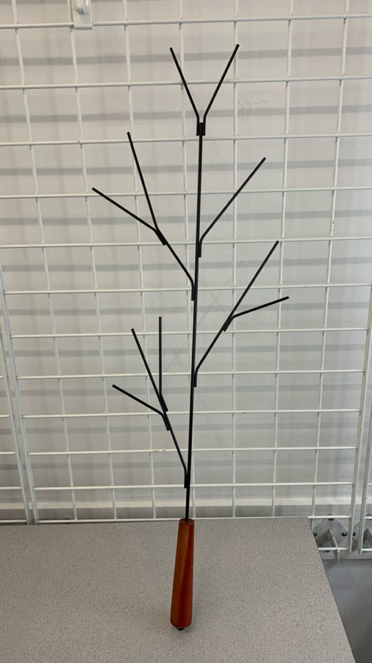 BRANCH DESIGN MARSHMALLOW ROASTING STICK.