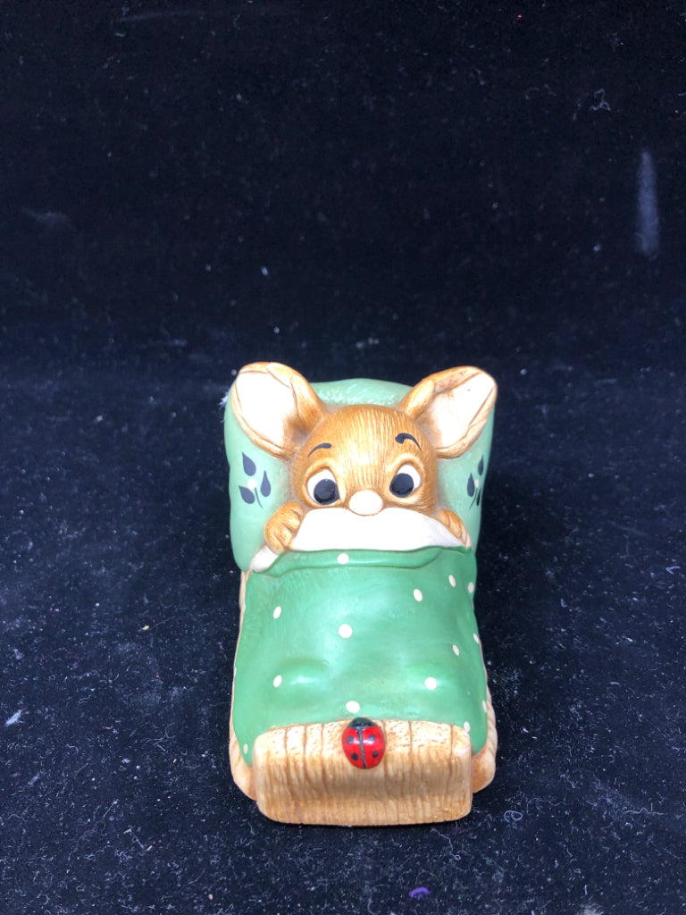 VTG PENDELFIN BUNNY WAKEY WITH GREEN READING.