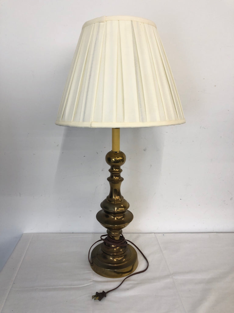 BRASS BASE LAMP W WHITE SHADE.