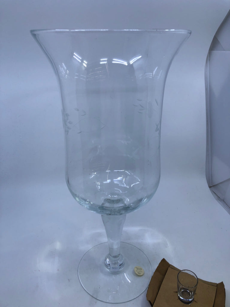LARGE ETCHED GLASS HURRICANE.