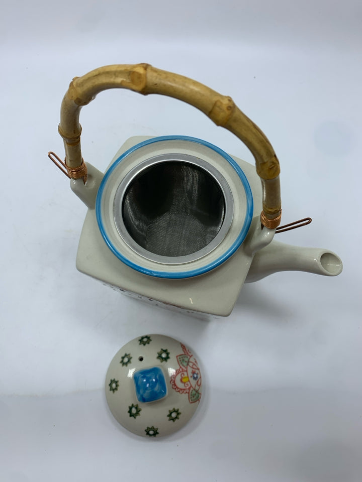 TEA POT W/FLORAL MEDALLION DESIGN+BAMBOO HANDLE.