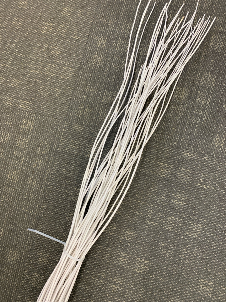 ARTIFICIAL WHITE BRANCHES BUNDLE.