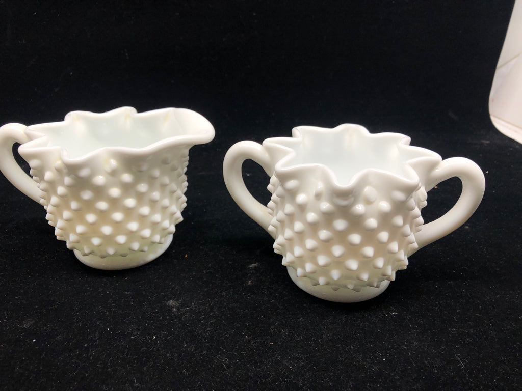 VTG STAR PATTERN RIM HOBNAIL MILK GLASS SUGAR AND CREAMER.