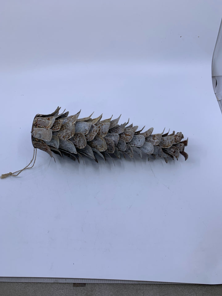 RUSTIC METAL LARGE PINECONE.