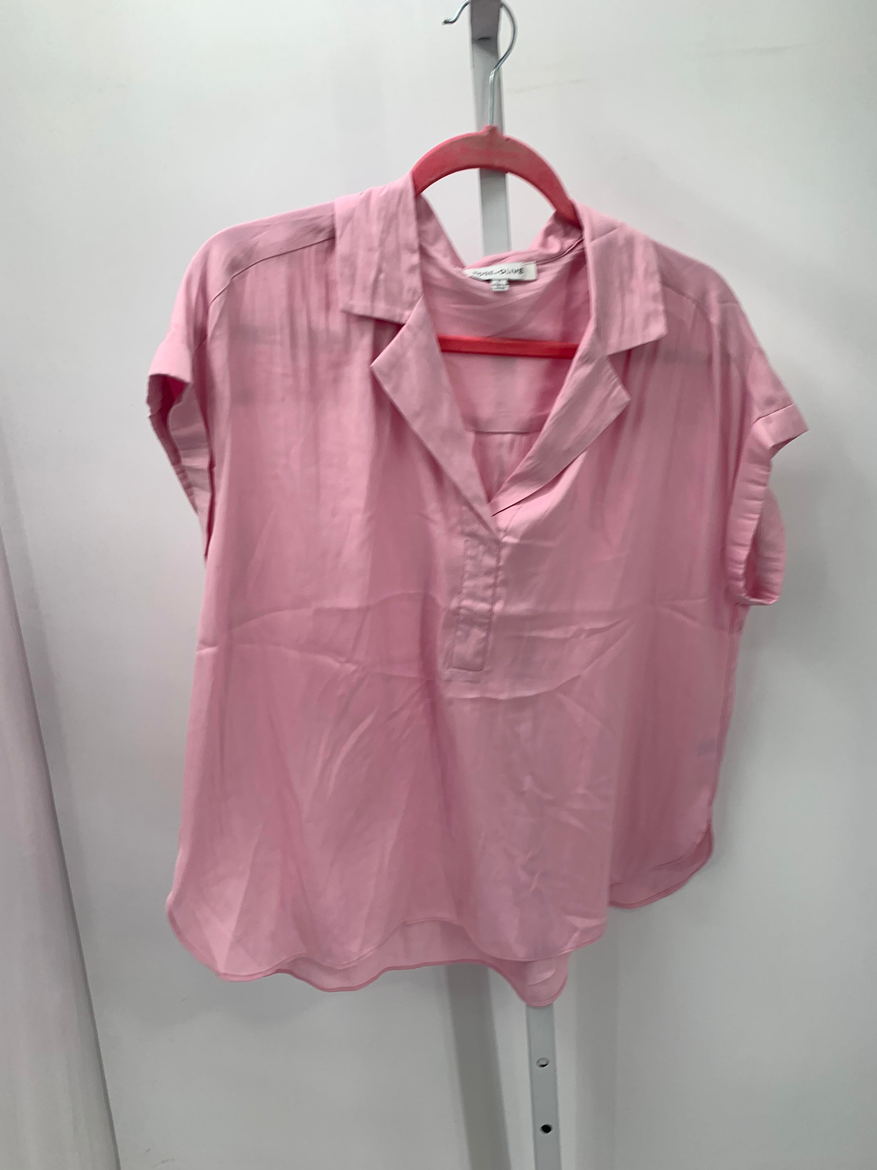 Rose & Olive Size Large Misses Short Sleeve Shirt