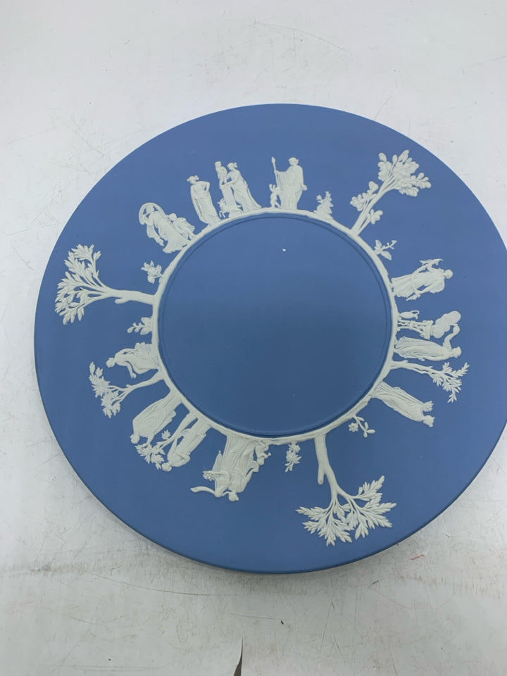 VTG JASPERWARE PLATE W/ DIFFERENT SCENES RIM.