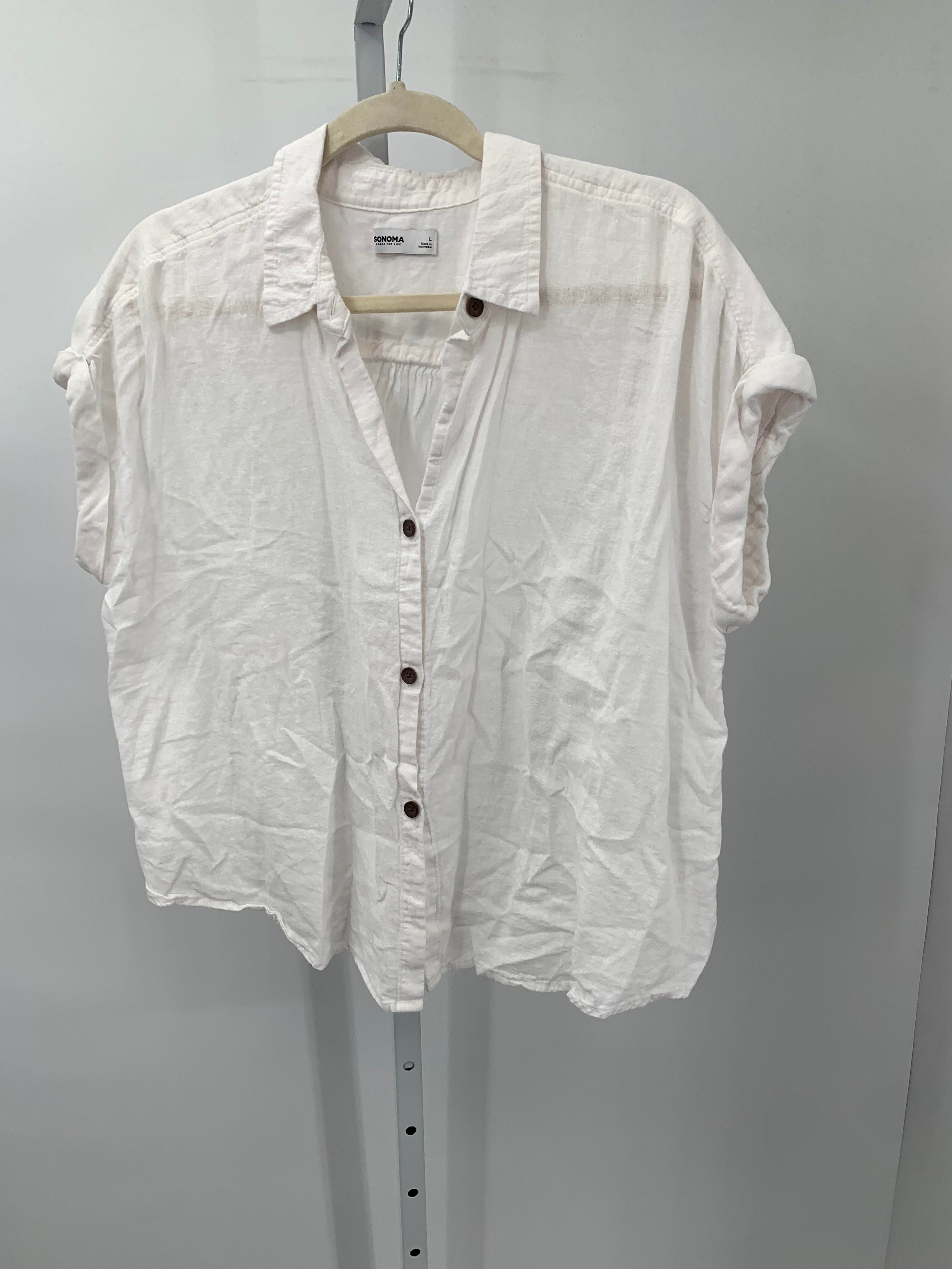 Sonoma Size Large Misses Short Sleeve Shirt